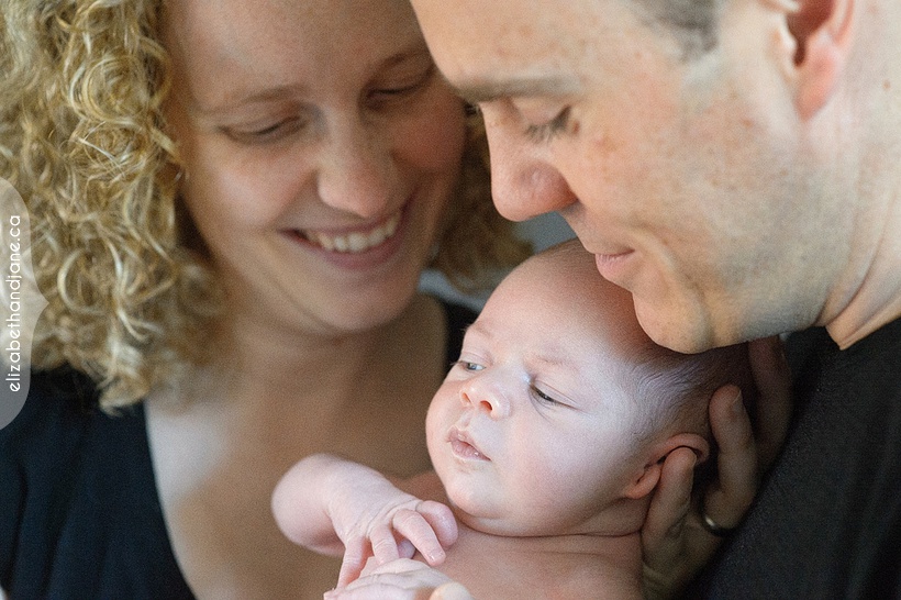 Mateo Newborn session in Ottawa photographed by Liz Bradley of elizabeth&jane photography